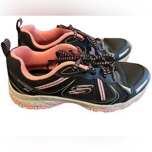 Skechers trail shoes size 6.5